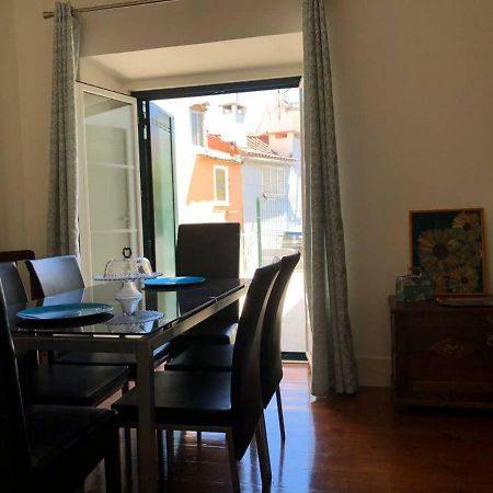 Grandmommy'S House - Traditional And Comfy Lisboan Apartment Екстериор снимка